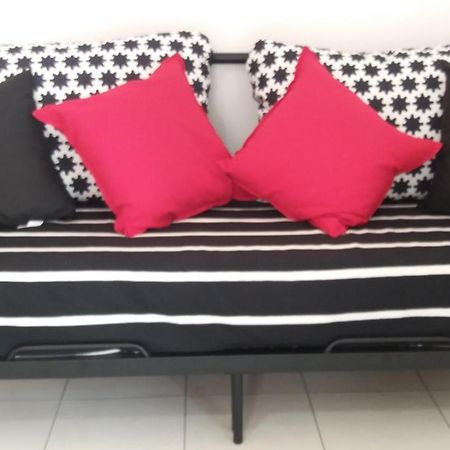 Depandance Macchiavelli 2 Hotel Каляри Екстериор снимка