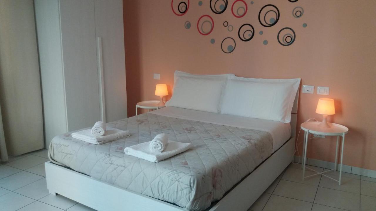 Depandance Macchiavelli 2 Hotel Каляри Екстериор снимка