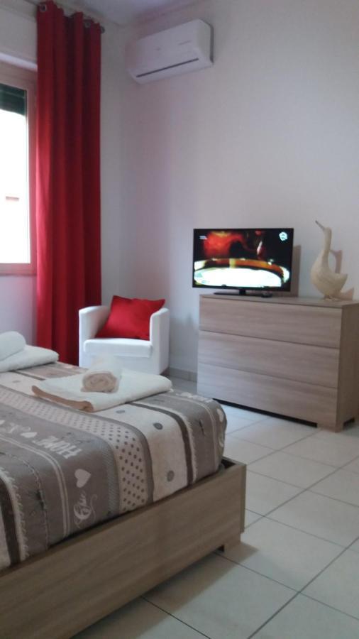 Depandance Macchiavelli 2 Hotel Каляри Екстериор снимка