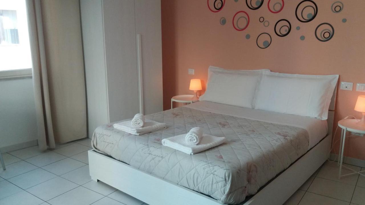 Depandance Macchiavelli 2 Hotel Каляри Екстериор снимка