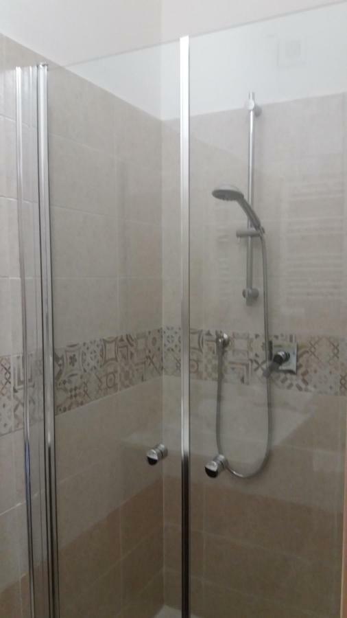 Depandance Macchiavelli 2 Hotel Каляри Екстериор снимка