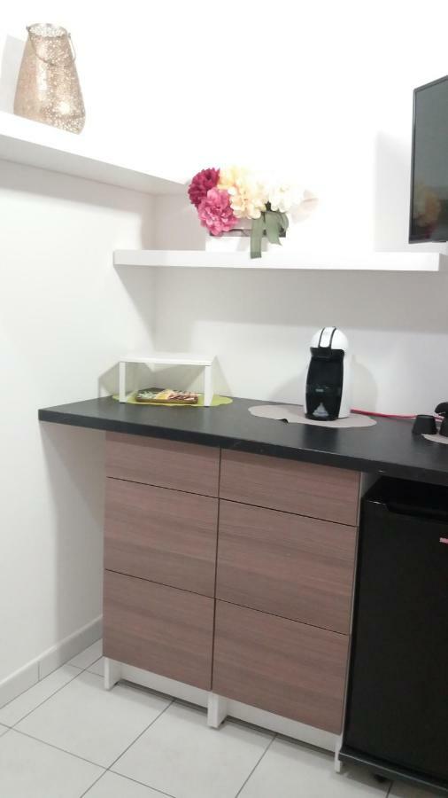 Depandance Macchiavelli 2 Hotel Каляри Екстериор снимка