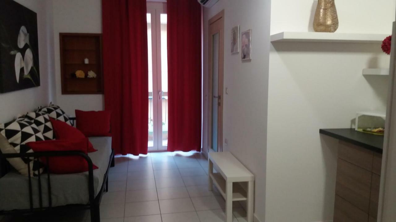 Depandance Macchiavelli 2 Hotel Каляри Екстериор снимка